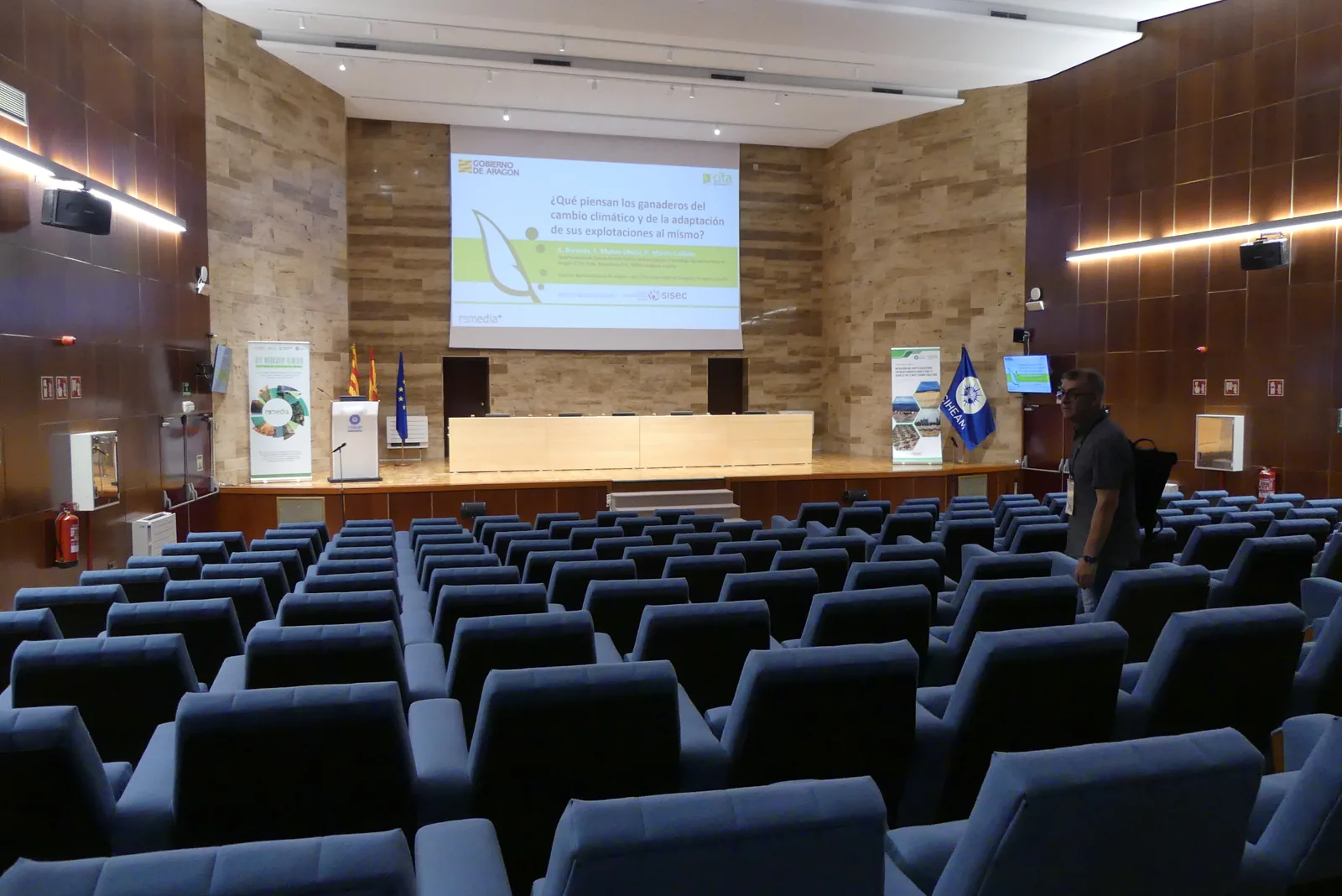 Salón de actos del CIHEAM Zaragoza, en el Campus de Aula Dei